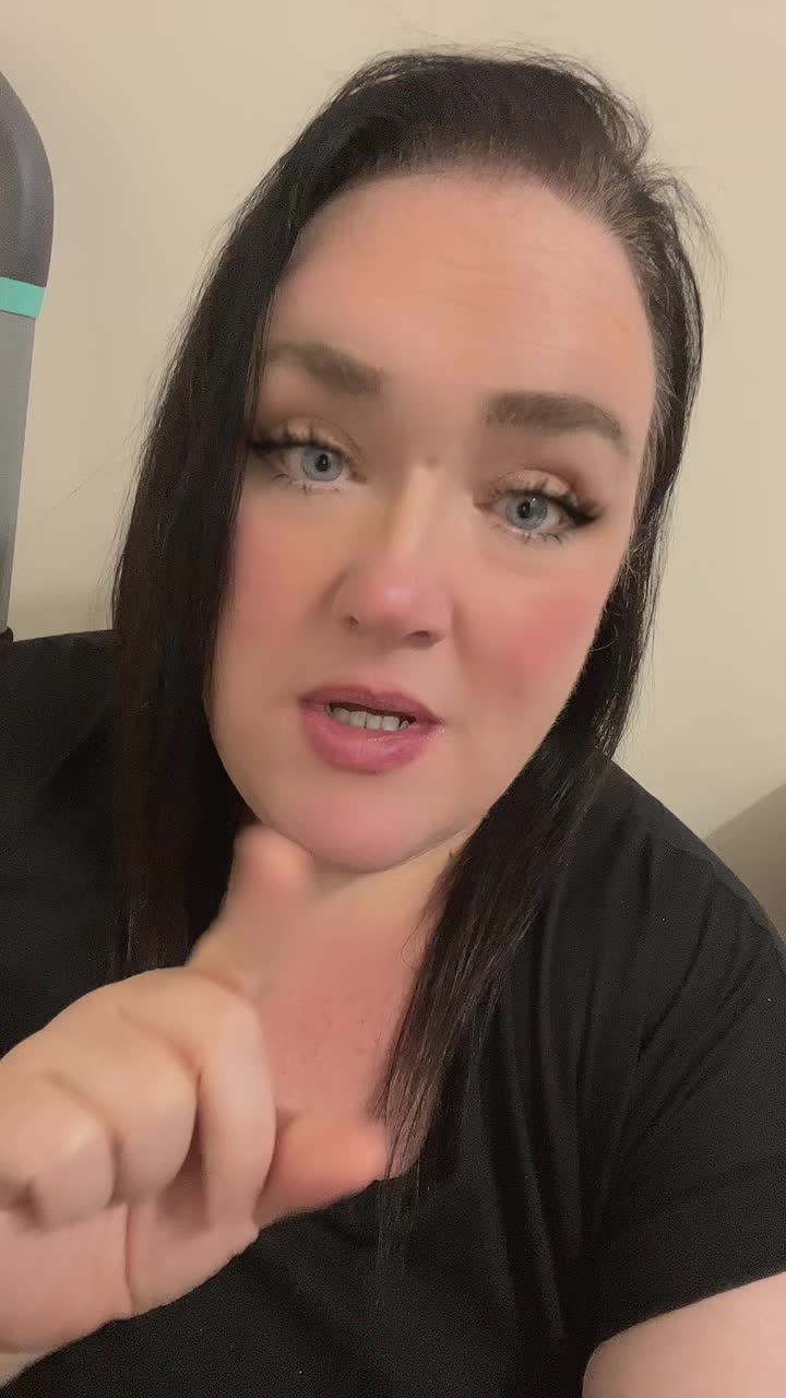 @LisaMichelle♥️💛💚🤍