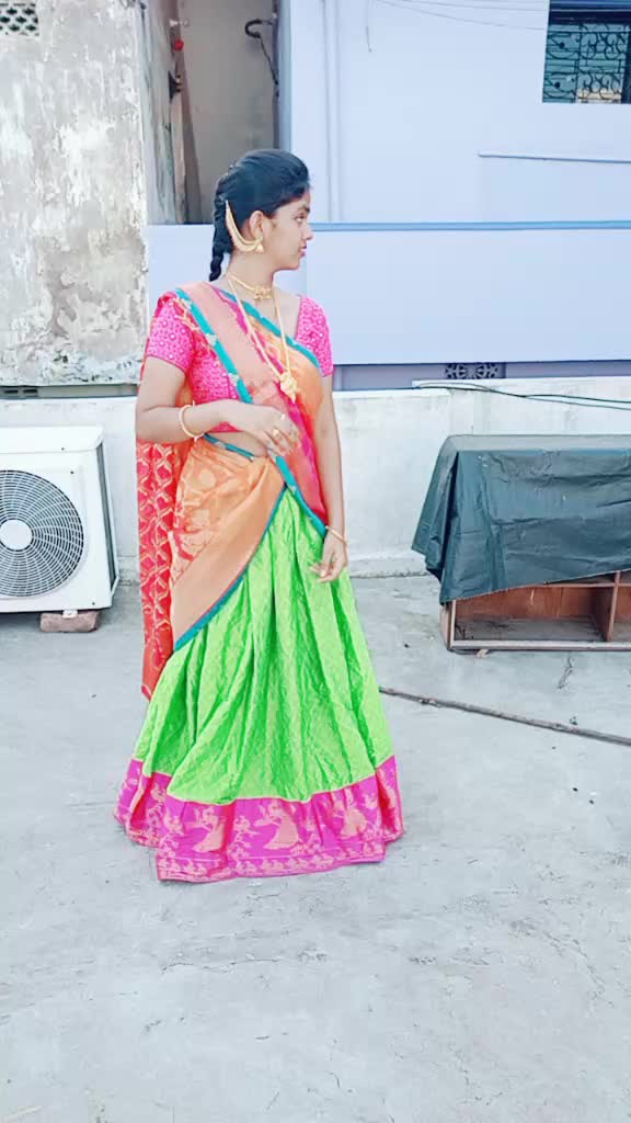 @😍Chandrika😍