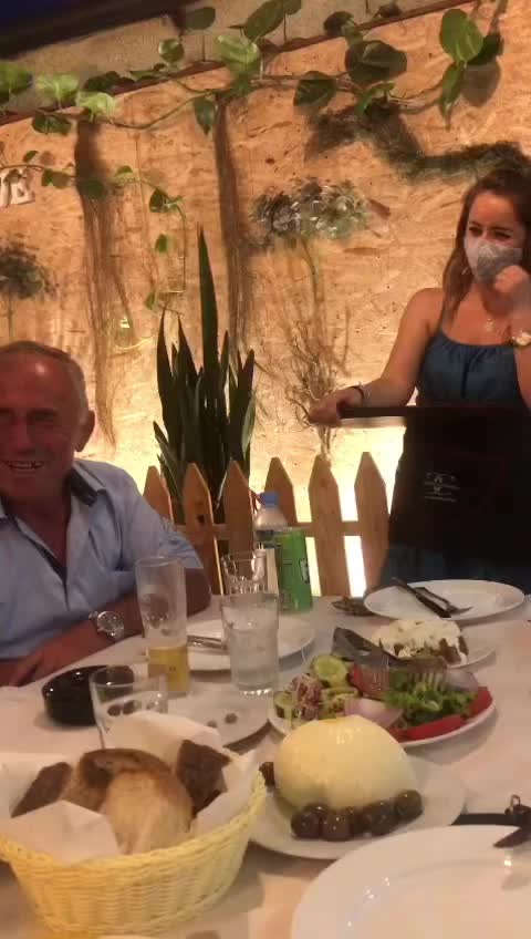 @Enkeleda🧑🧑🧒🧒