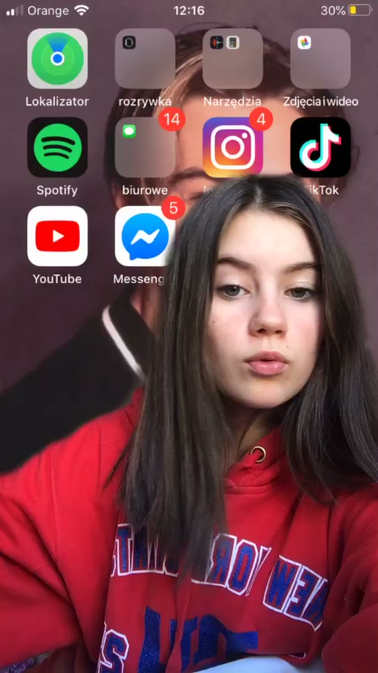 @:((