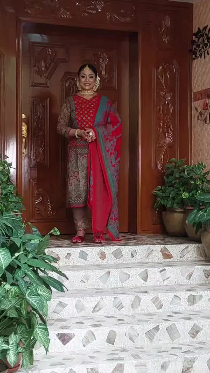 @Actress Rozina
