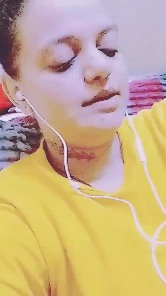 @Ayesha. Jan 😍. 999