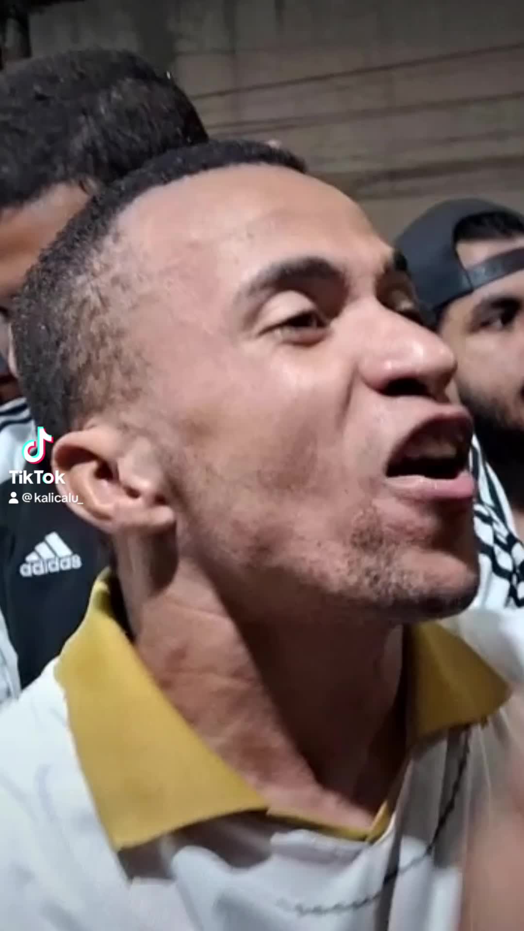 @Famoso rima fácil
