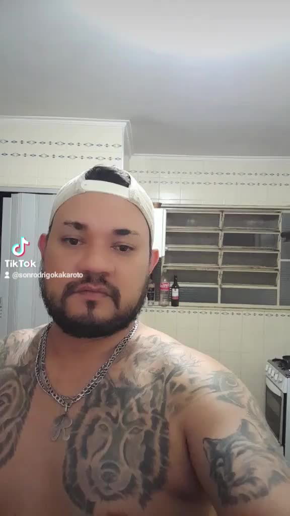 @Tio_black
