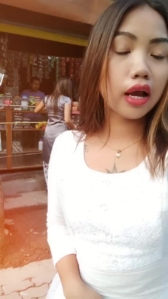 @Mona Lisha
