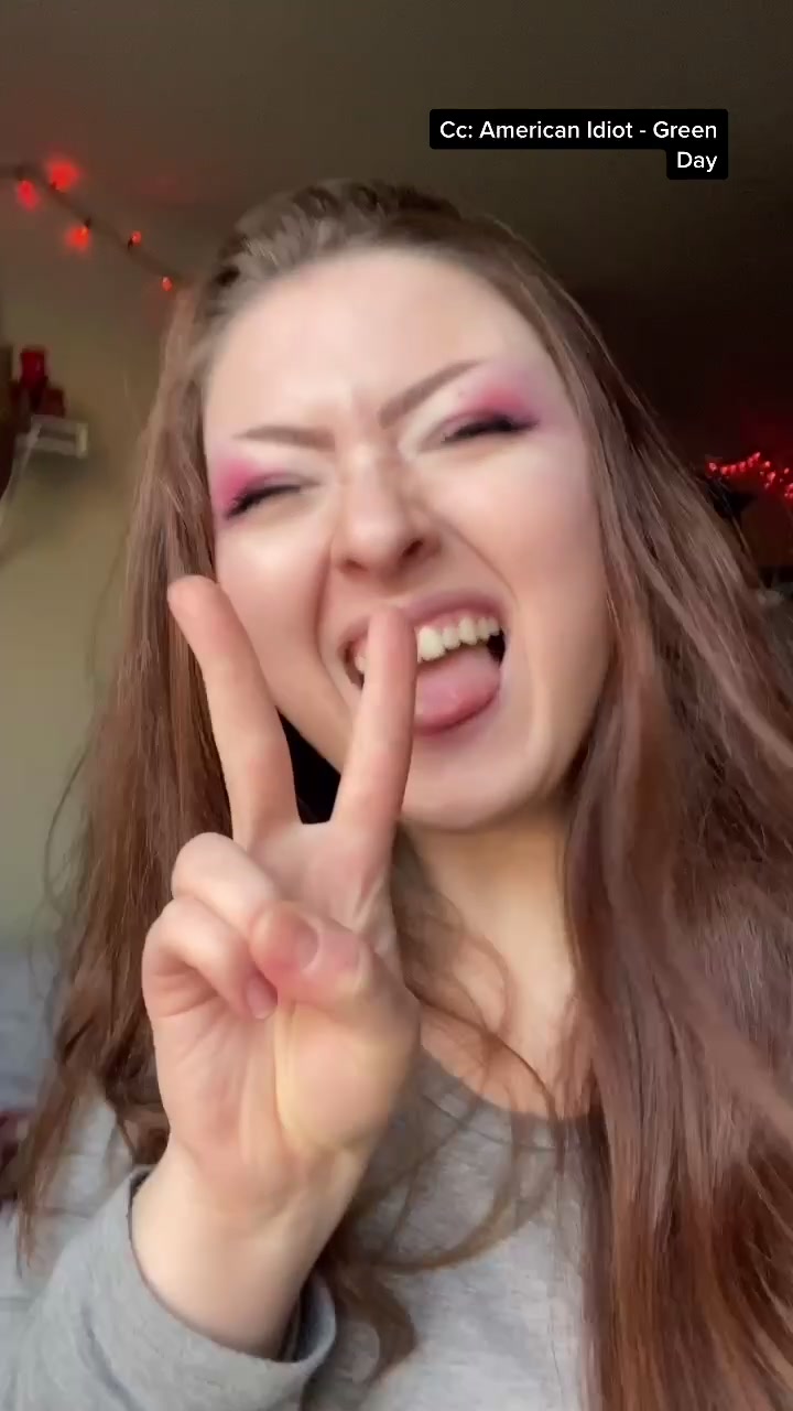@Kiki