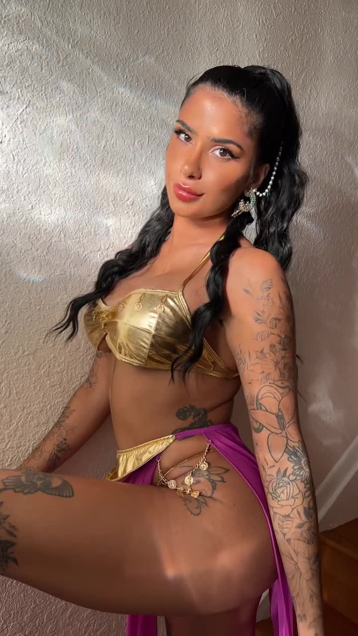 @slaysheslays