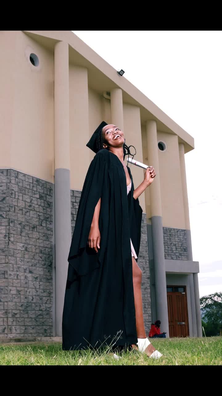 @The.fashionable.teacher🇰🇪