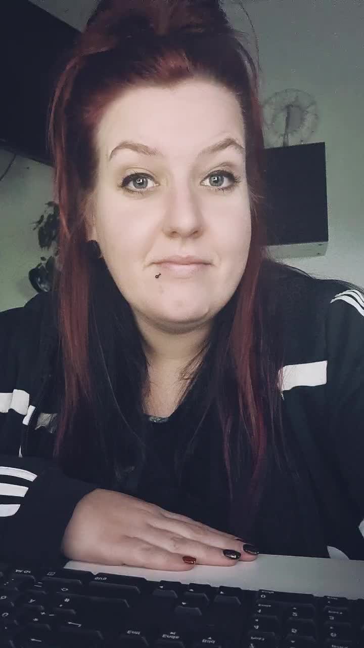 @f̶l̶a̶t̶e̶r̶a̶t̶e̶-̶s̶u̶s̶i̶ ♡