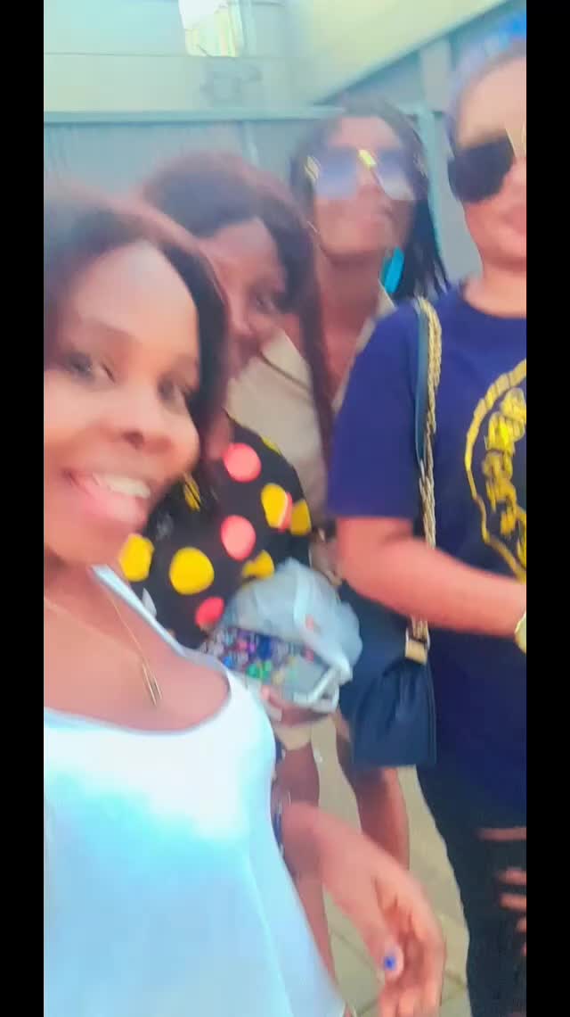 @mavisblinks