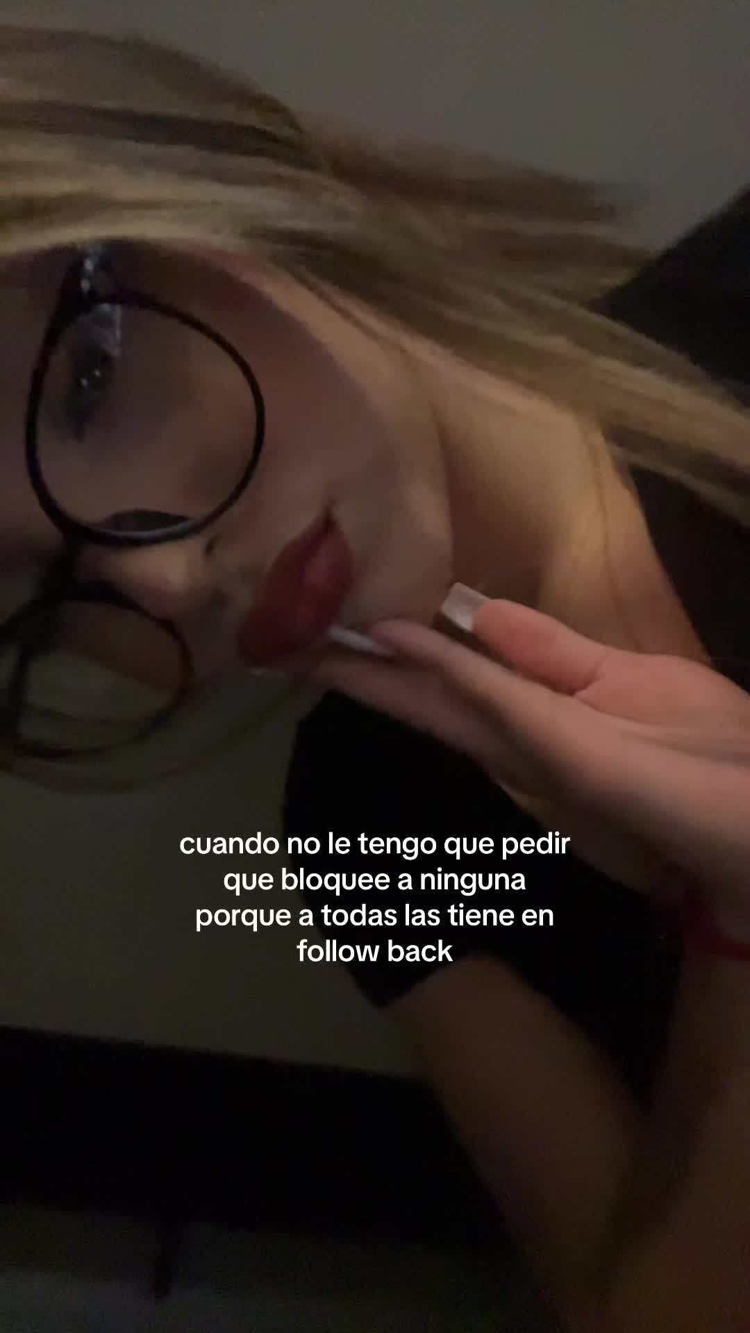 @ari:)