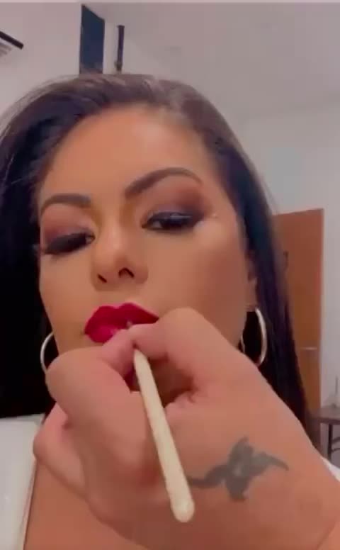 @Paulinha abelha