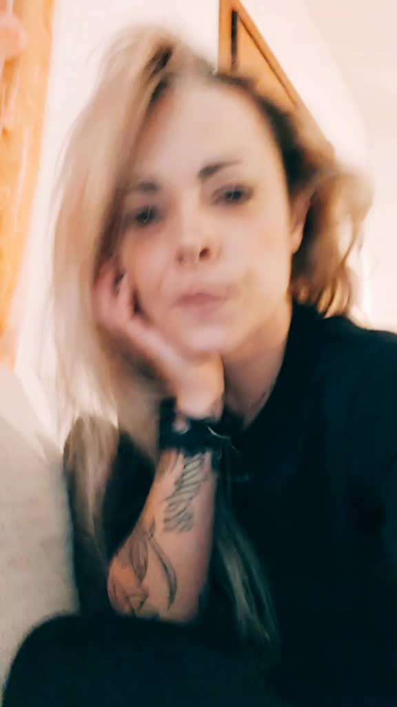 @RedLaysa