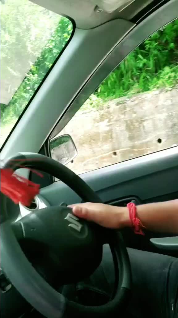 @BrownBoyzz