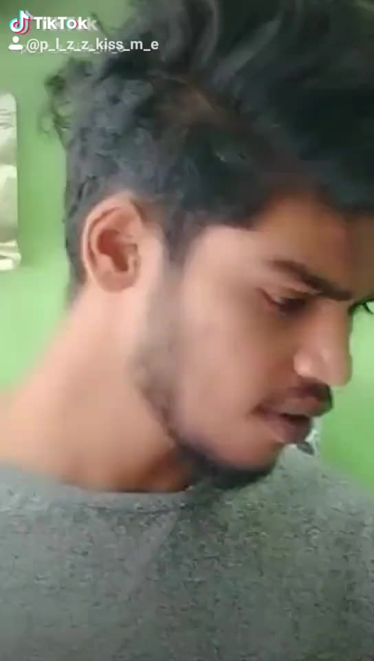 @p_l_z_z_kiss_m_e