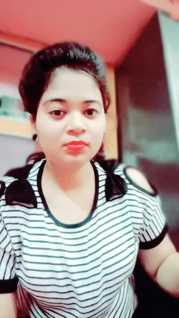 @569885
