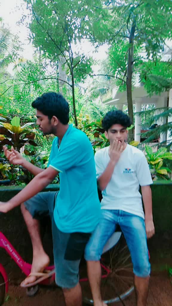 @Adakka kootam