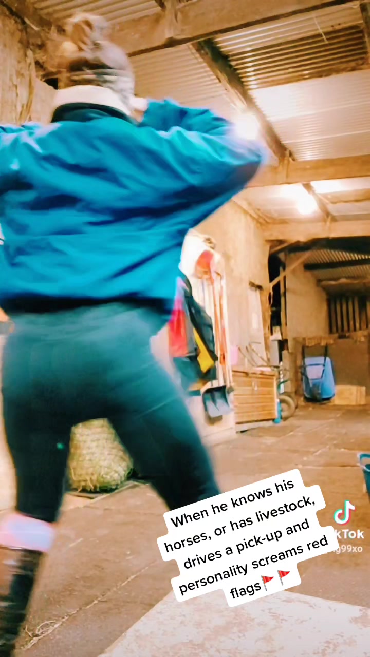 @Niree🤠🦄