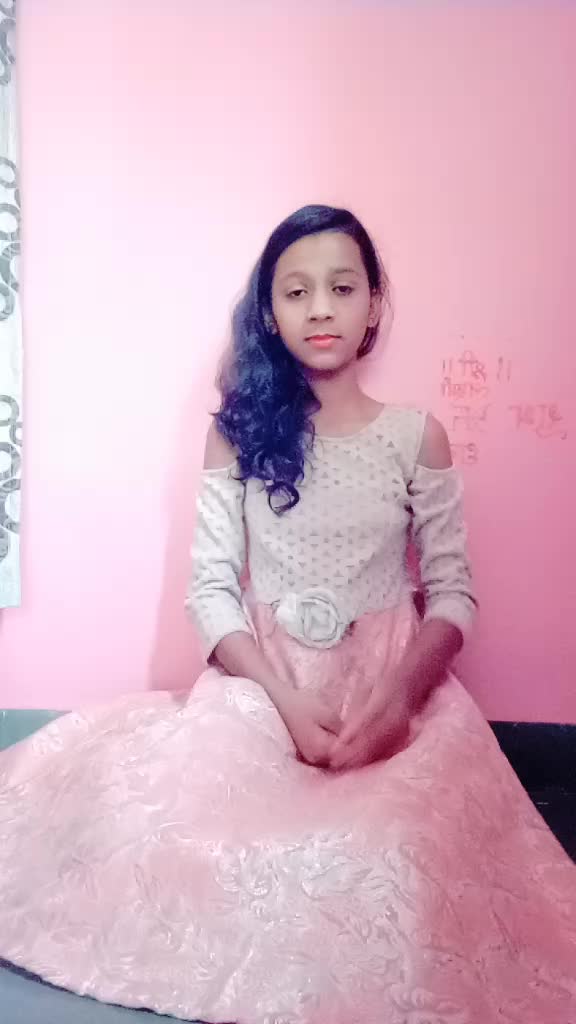 @QUEEN_Shraddha😍