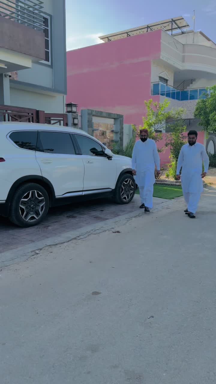 @Malik Huzaifa Zafar (Official)