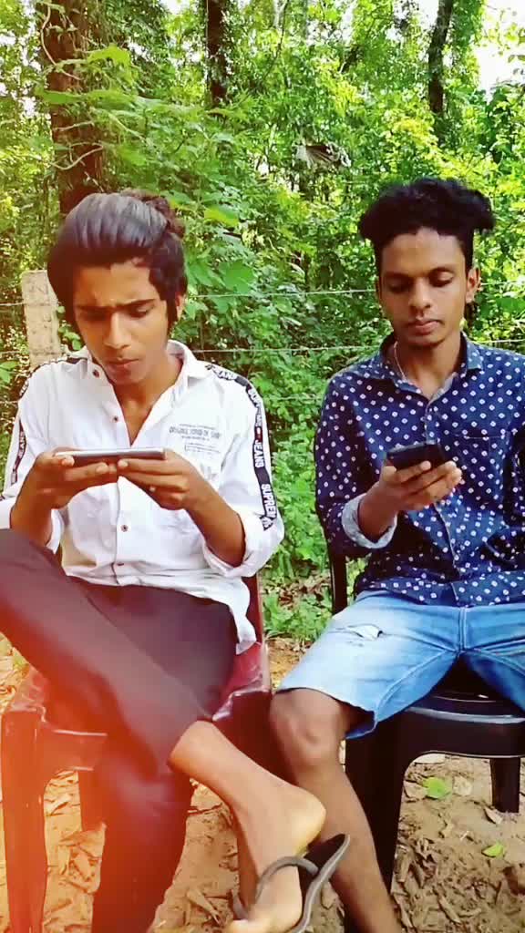 @Nandhuz