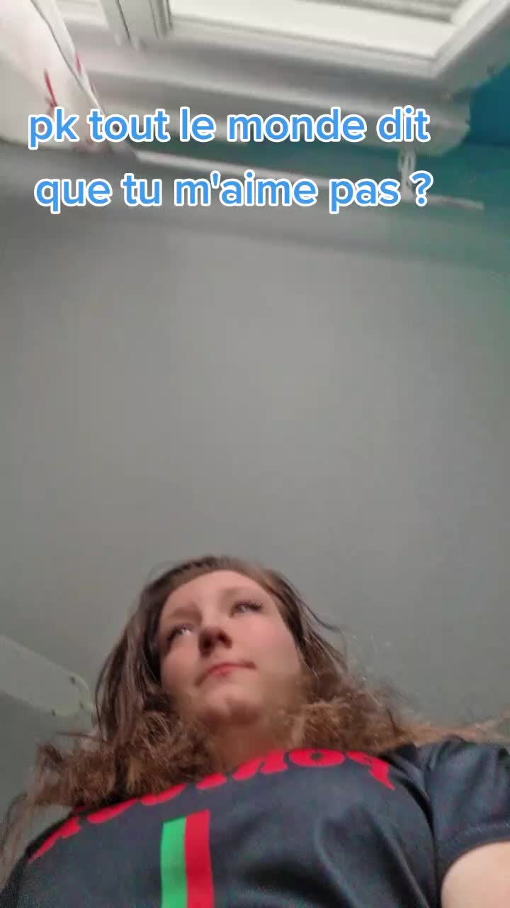 @🇫🇷♡Emeline♡🇵🇹