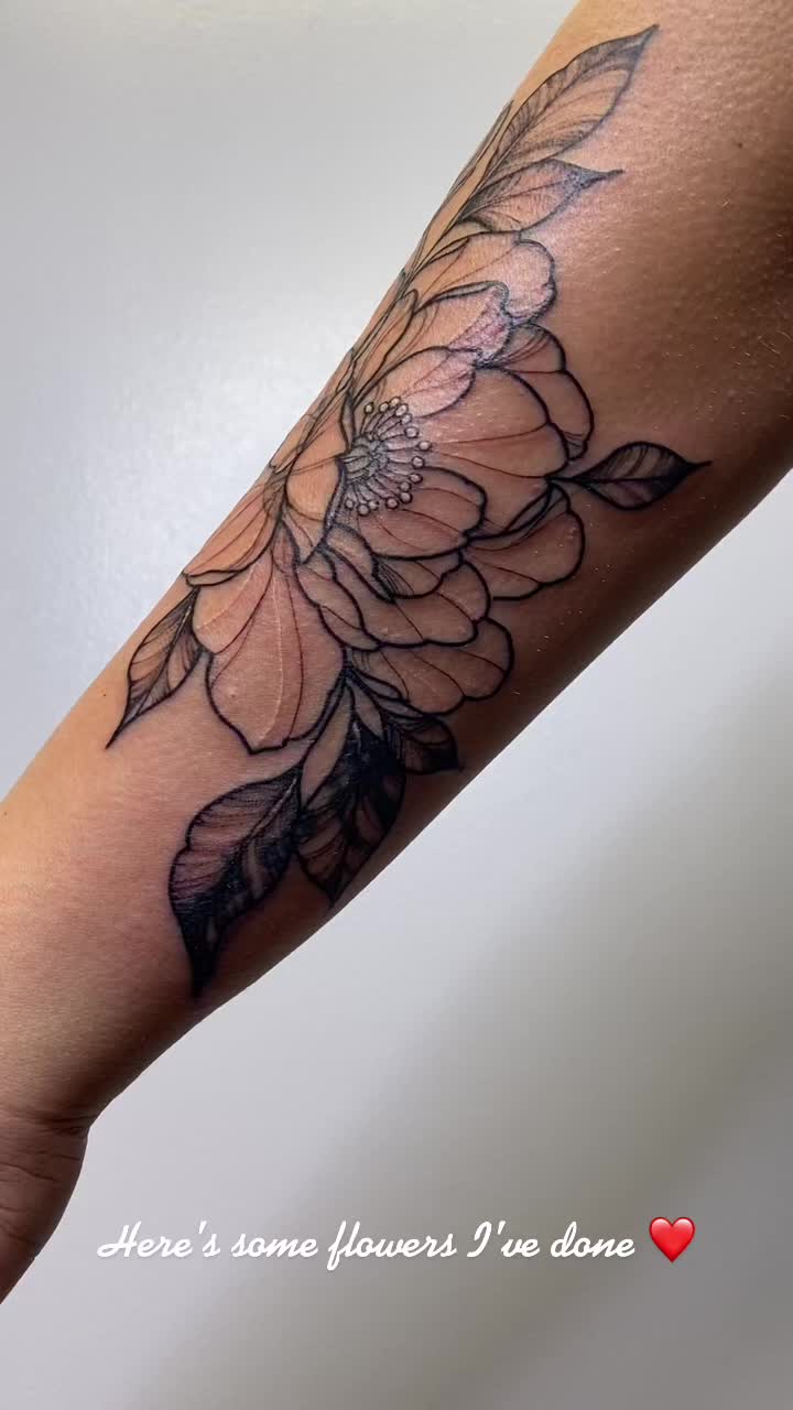 @Lindsay Rose Tattoos