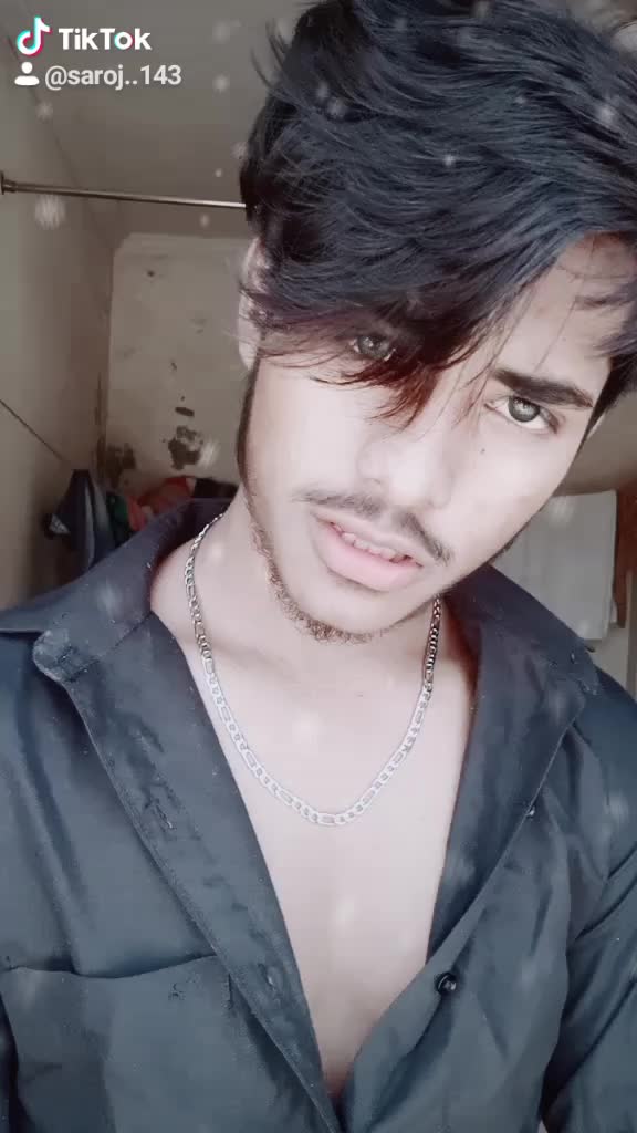 @smiling sanju😘😘