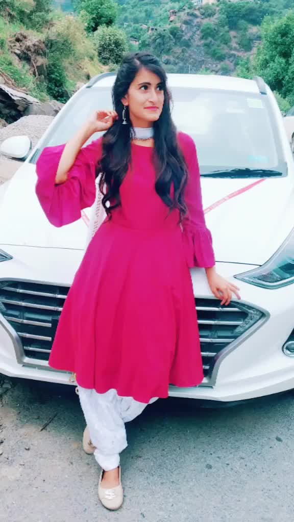 @Divya Thakur(DiVu)