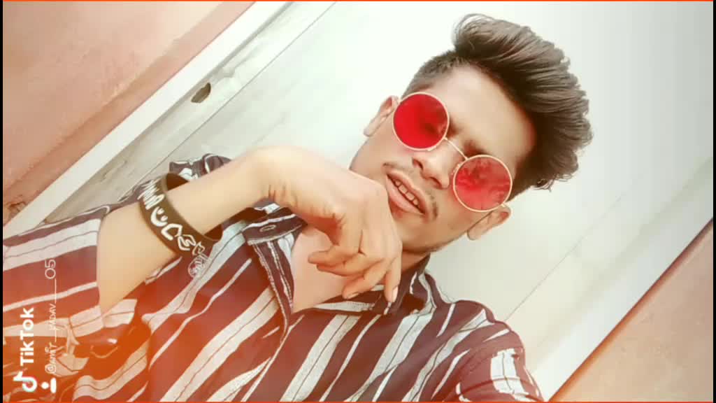 @Y ∆ D ∆ V ⚡ T U R ∆