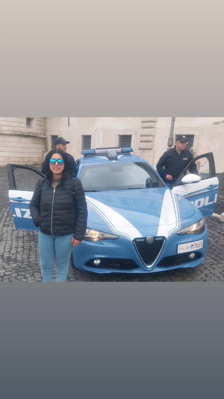 @PoliceWomanGrazy