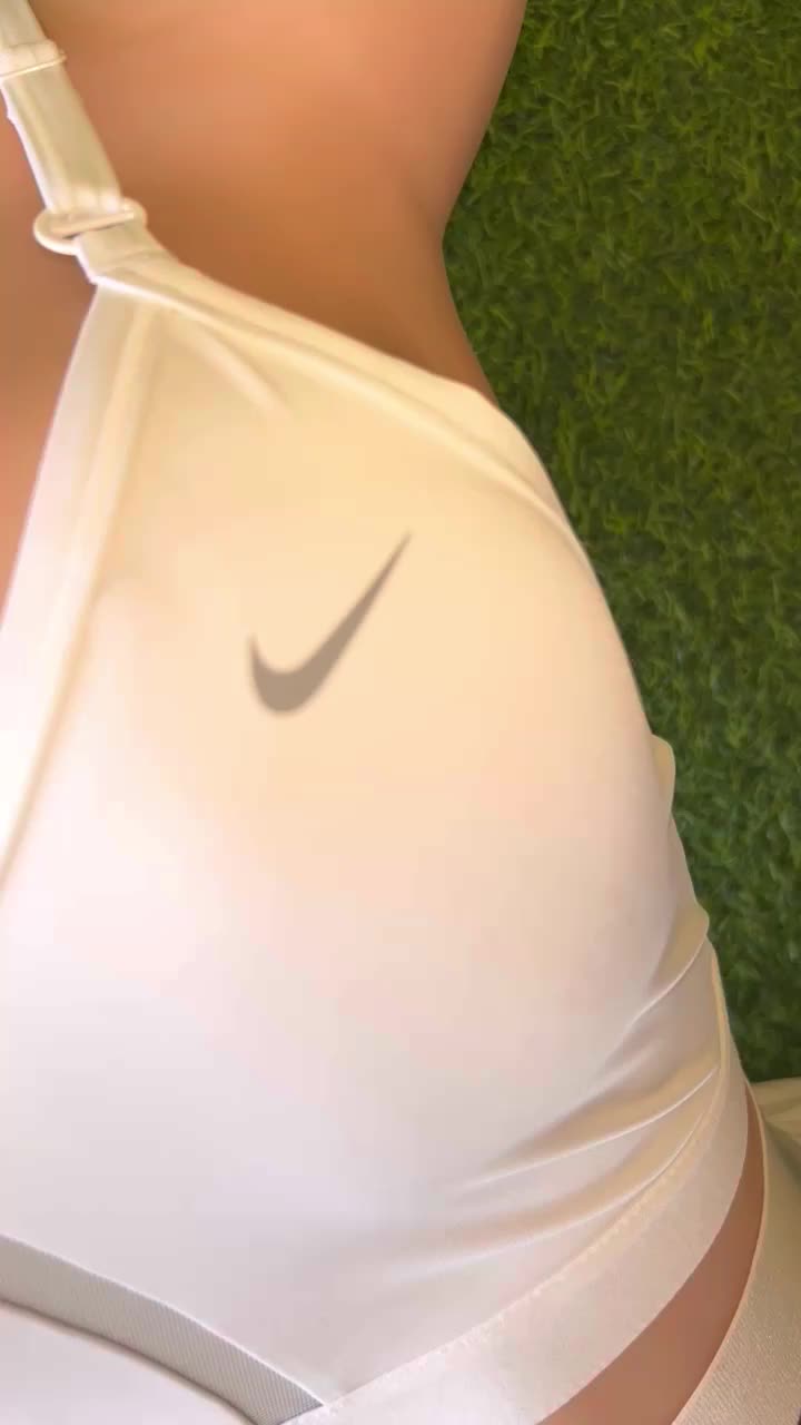 @ThingsGirlsLove