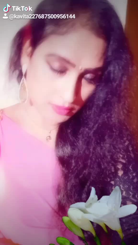 @kavita kavi ๐ฅฐ๐ฅฐ๐น๐น