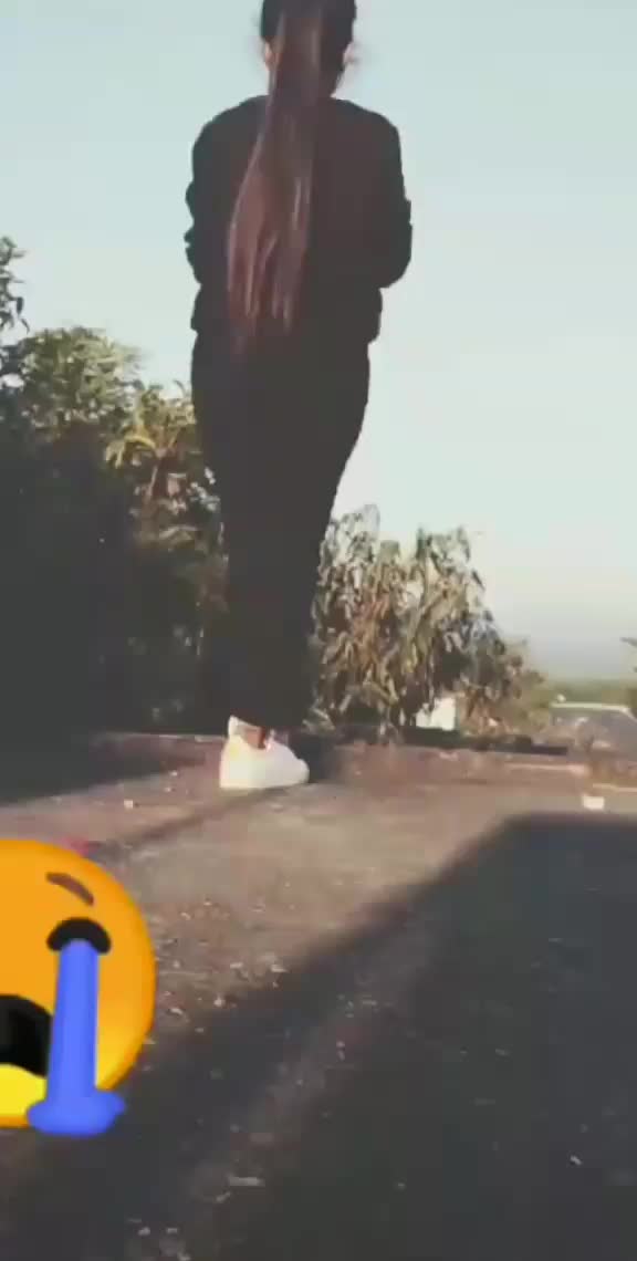 @official_komal