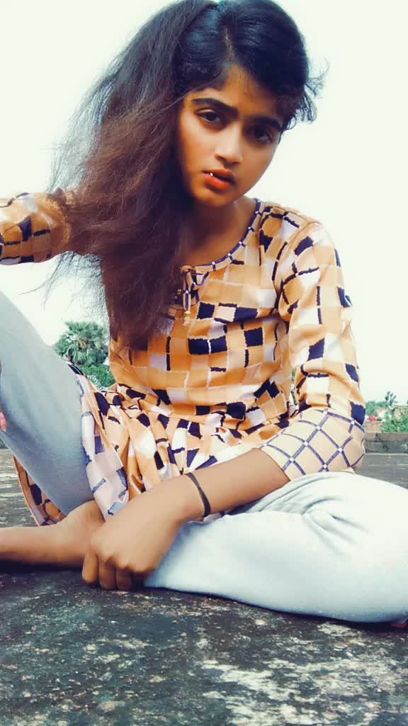 @kajal shaw😍