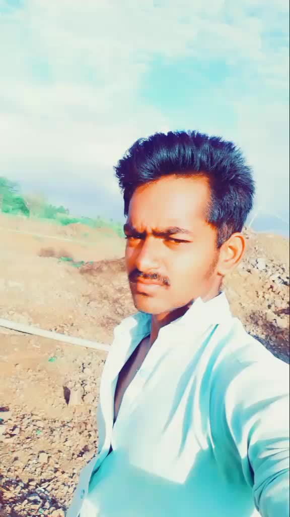 @ಕಿಂಗ್ ಈಸ್ ಬ್ಲಾಂಕ್