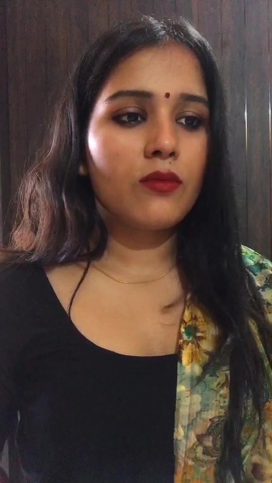 @iampari_jas