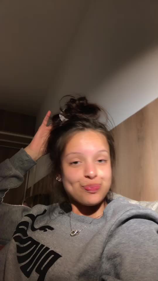 @Adriana 💗
