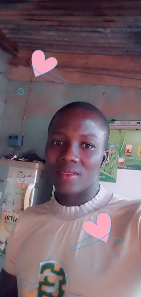 @moumounousere