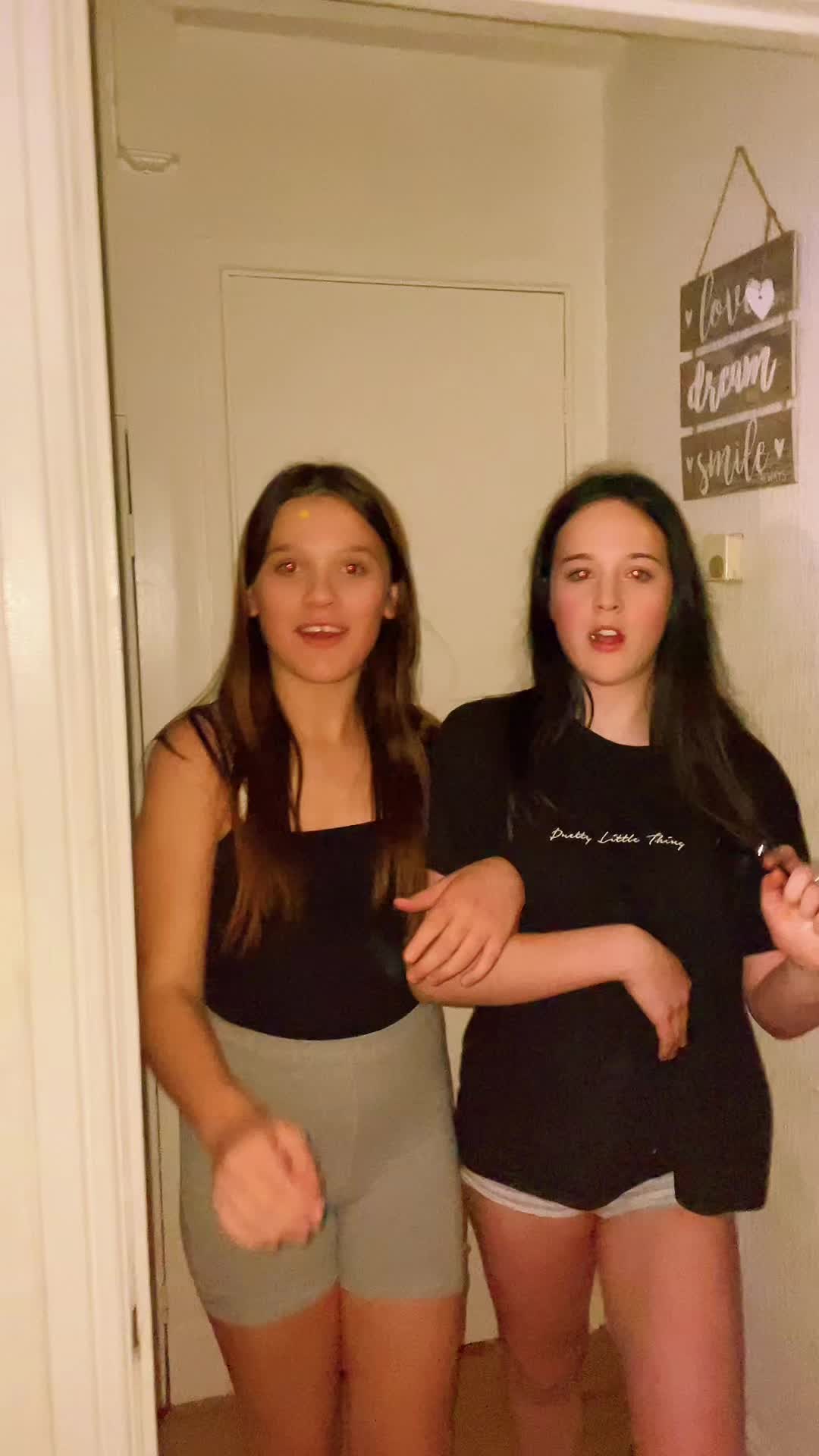 @CarlyNash19