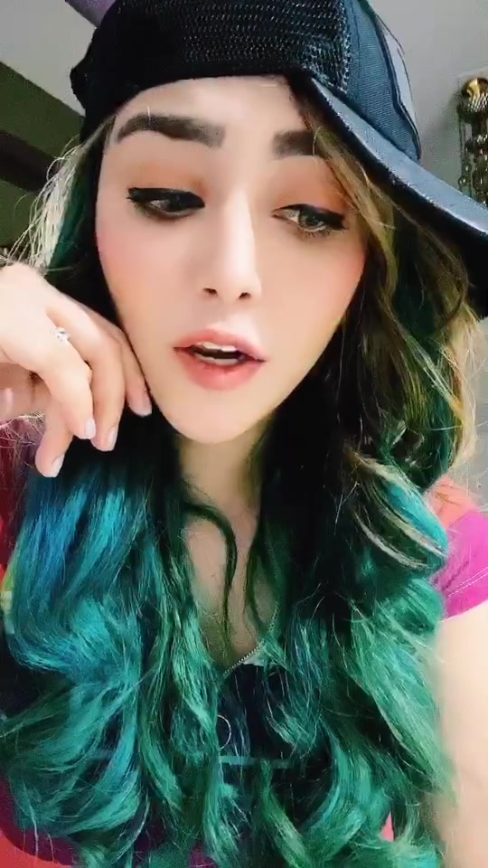 @Angela Krislinzki