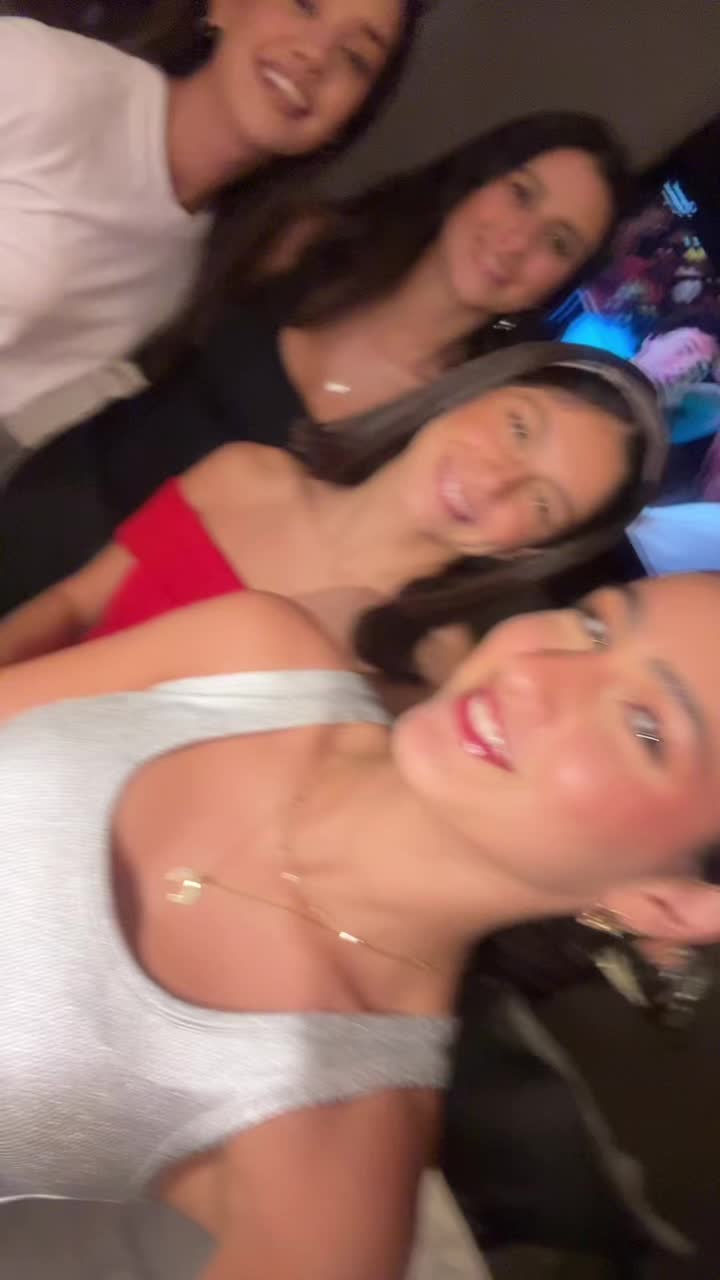 @luisacharles