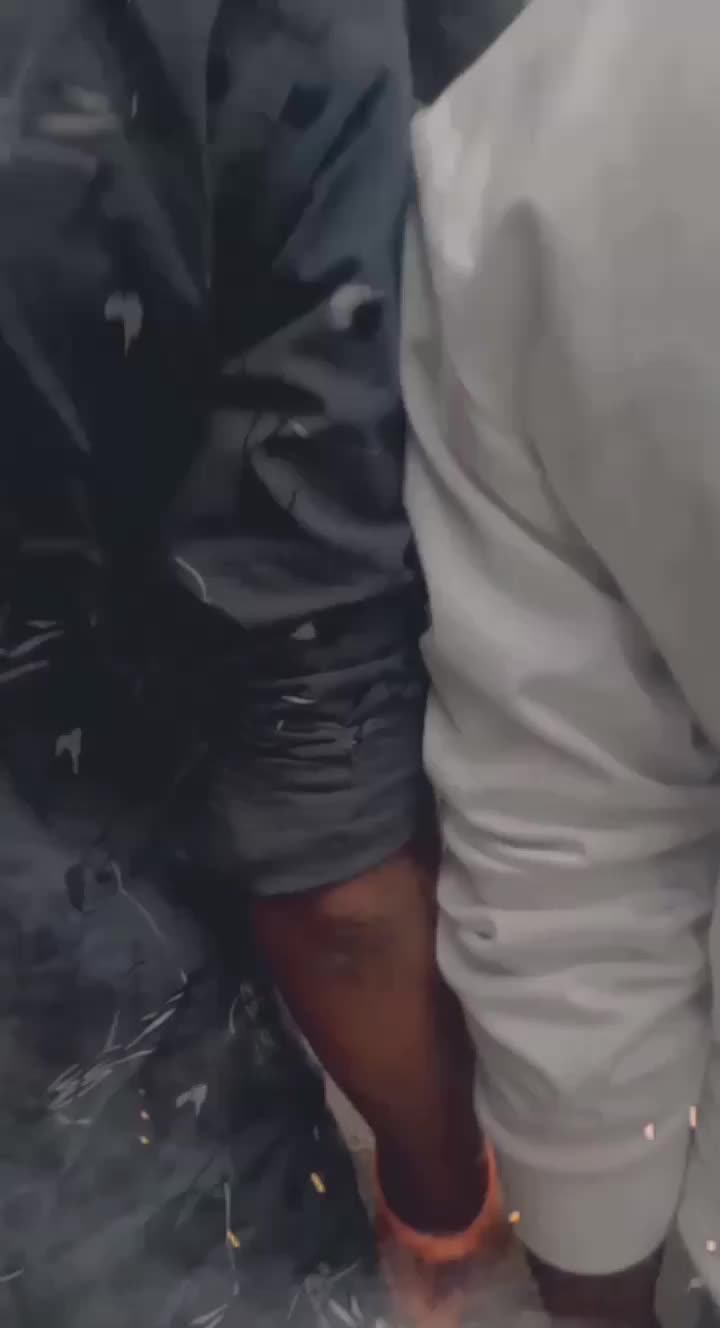 @L&oslash;v&euml;ly_b&oslash;y_Pr&atilde;v&ecirc;&ecirc;&ntilde;