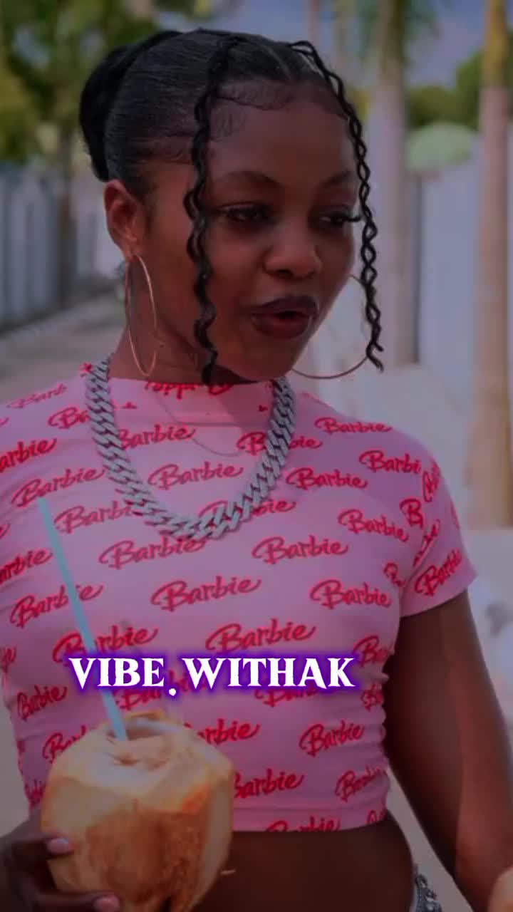 @Vibe with(Ak)🎵🎵🎧🦋🖤💫
