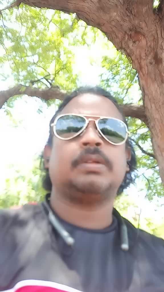 @வண்டு முருகன்