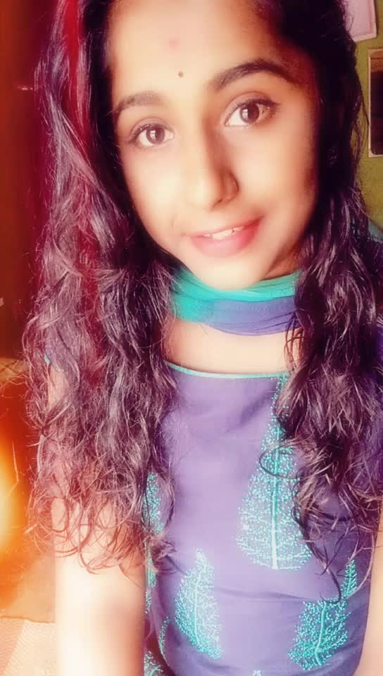 @&hearts;️geethu_m_gowda👑