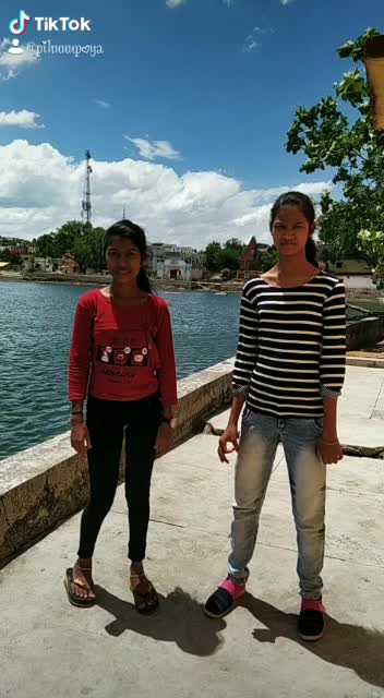 @moni markam