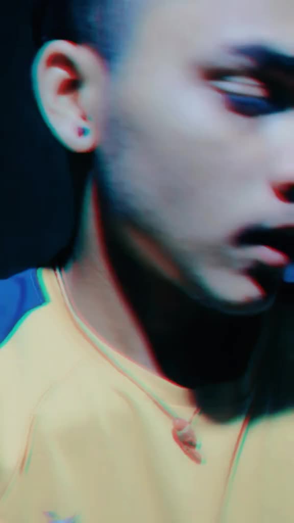@(Røyäl);kìn;ng)løvly
