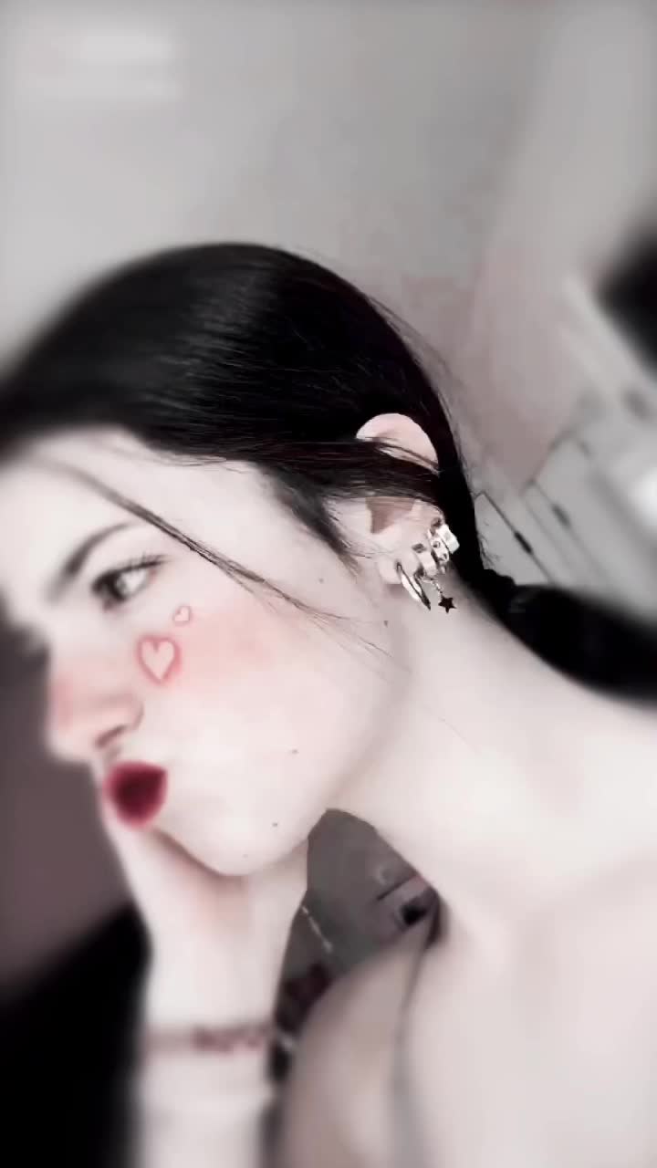 @⌗ 𝐓𝐢𝐚 ☻︎ 𝟏.𝟒𝐤!!