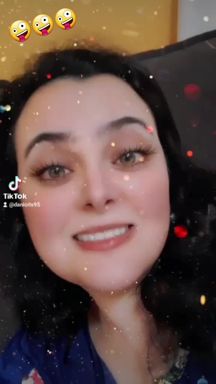 @Dani Cris
